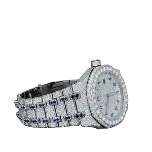 Montre de luxe en acier inoxydable avec bracelet en moissanite VVS, verre saphir de haute qualité, bracelet en cuir personnalisé avec logo Hip Hop, mouvement quartz ETA, étanche. - Product Image 1