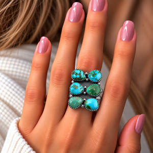 Anillo Grande de Turquesa Navajo, Hecho a Mano, Estilo Bohemio Occidental, Joyería con Piedras Preciosas en Racimo, Ajustable, Moda del Suroeste - Product Image 2