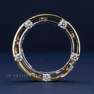 แหวนเพชรพลอยมรกตทรงเรเดียนท์คัทสำหรับผู้ชาย ทองคำแท้ 14K เครื่องประดับชั้นดี สง่างาม เหมาะสำหรับงานหมั้นและงานแต่งงาน - Product Image 3