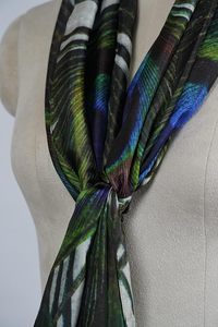 Écharpe à imprimé plumes de paon pour femme, légère, transparente, longue, élégante, accessoire doux pour le cou, usage quotidien - Product Image 5