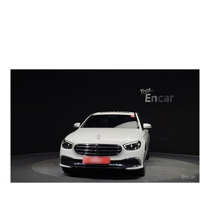 Mercedes-Benz Clase E E300e 4MATIC Exclusive 2023, 63,325 km, Caja de Cambios Automática, Volante a la Izquierda, Cámara Trasera - Product Image 3