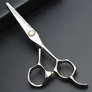 Juego de Tijeras de Peluquería Ovexa de Acero Inoxidable Quirúrgico, 10 mm de Longitud, Agarre Perfecto y Duradero, Herramientas para Cortar el Cabello con Bolsa - Product Image 2