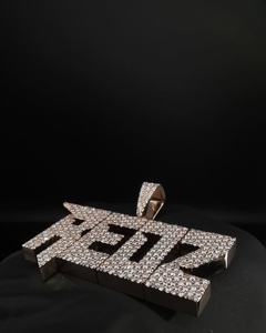 Colgante de Letra Dvars de Plata de Ley con Moissanita y Diamantes, Chapado en Oro de 18K y Rodio, Engaste de Garra, Micro Pavé, Estilo Hip Hop, para Hombre - Product Image 4