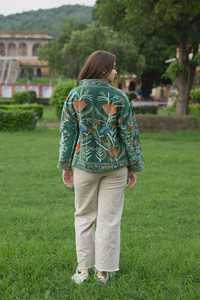 Veste matelassée en velours brodée à la main, style vintage Suzani, pour femmes, broderie florale, respirante, réversible, rembourrage en coton - Product Image 6