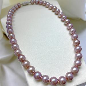 สร้อยคอมุกน้ำจืดทรงกลมออโรร่าธรรมชาติ ขนาด 9-10 มม. ตัวล็อคเงินแท้ S925 ปลอดสารกัมมันต์ - Product Image 1