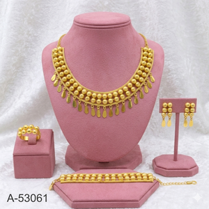 ชุดเครื่องประดับเจ้าสาวแบบดั้งเดิมสำหรับผู้หญิง ชุบทอง 24K ประดับเพชรซิคอนสังเคราะห์ สร้อยคอพร้อมจี้ สร้อยข้อมือ 18 นิ้ว สายแบบกล่อง  ของแท้จากผู้ผลิตอื่น - Product Image 2