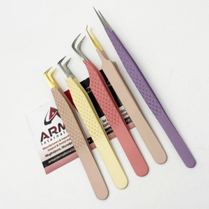 Pince à cils personnalisée en acier inoxydable durable, à 90 degrés, pour extensions de cils volume, pointe fine avec logo - Product Image 3