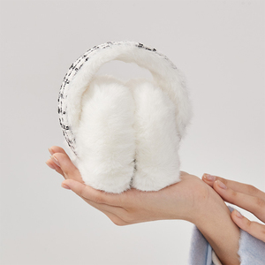 Orejeras de Piel de Conejo Blanco con Diseño a Cuadros Negros, Diadema Cálida para el Invierno - Product Image 6
