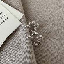 ต่างหูเงินแท้ S925 ดีไซน์เกาหลี รูปดอกไม้เล็กๆ สไตล์เกาหลี เรียบง่าย ย้อนยุค แฟชั่น - Product Image 2