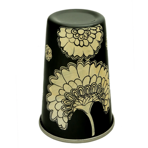 Gobelet en cuivre noir avec grande décoration florale, finition métallique décorative, motif floral audacieux pour le service de boissons, la restauration et les cadeaux - Product Image 3