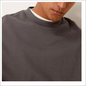 เสื้อสเวตเชิ้ตคอกลมโอเวอร์ไซส์ปักโลโก้ตามสั่ง ผ้าฝ้าย 100% เสื้อผ้าสตรีทแวร์ผู้ชาย ระบายอากาศได้ดี สวมใส่สบาย ขายส่ง - Product Image 2