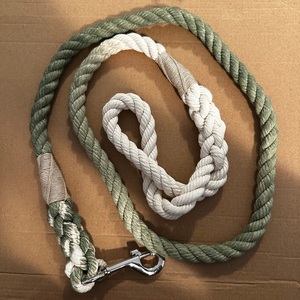 Cordelette tressée confortable pour chevaux et chiens avec mousqueton nickelé à prix avantageux - Product Image 2