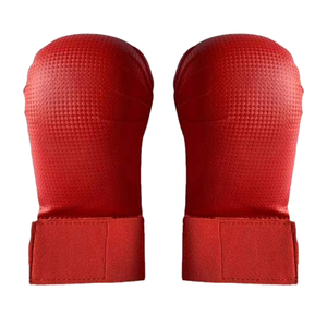 นวมชกมวยสีแดงแบบมีสายรัดข้อมือ หนัง PU ระบายอากาศได้ดี นิ้วพับได้ เหมาะสำหรับทุกเพศ สำหรับศิลปะการต่อสู้ อายุ 14 ปีขึ้นไป - Product Image 3