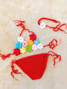 Ensembles de bikinis deux pièces en crochet pour femmes, hauts à imprimé floral et shorts taille haute, tenues de plage, fabrication OEM ODM au Vietnam - Product Image 4