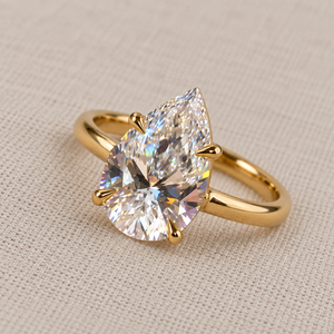 Anillo de Compromiso de Moissanita con Corte Pera Chapado en Oro para Mujer, Anillo de Boda Solitario con Engaste de Puntas, Talla Personalizada - Product Image 4