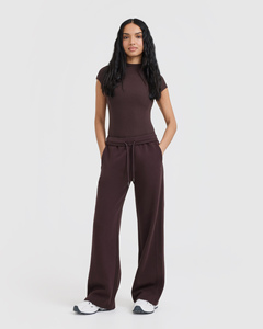 Pantalones deportivos de mujer de alta calidad en color marrón ciruela, de pierna recta, con tejido de felpa suave al tacto, pantalones de chándal para mujer, pantalones y pantalones de vestir para mujer. - Product Image 3