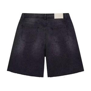 Shorts en jean délavé à taille haute, ornés de perles et de strass, style baggy, personnalisés OEM pour hommes - Product Image 4