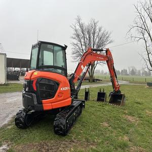 Offre Spéciale : Mini-Excavatrice Kubota KX057-4 Originale avec Faible Nombre d'Heures de Fonctionnement, Comprend Moteur et Composants Essentiels (Moyeux) - Product Image 2