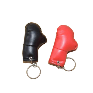 Mini porte-clés gant de boxe léger, durable et élégant – Accessoire décoratif pour clés, fermetures éclair et sacs - Product Image 3