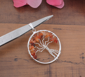 จี้เพอริดอตธรรมชาติชุบแพลตตินัมวินเทจ สร้อยคอเงินแท้ 925 เครื่องประดับพลอยสีส้ม สำหรับทุกเพศ ขายส่ง - Product Image 6