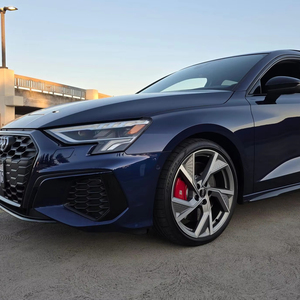 ออดี้ S3 พรีเมียม พลัส ซีดาน ปี 2023 คุณภาพเยี่ยม พร้อมจัดส่งทั่วโลก - Product Image 3