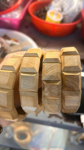 JIEYOU VIET NAM Natural agarwood <b>beaded</b> <b>bracelet</b> with elegant handmade design, lightweight aroma jewelry for daily wear and - Product Image 6