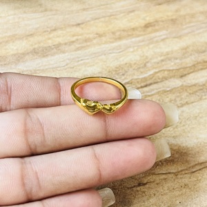 Unique Design Love Heart Shape <b>Ring</b> <b>Dainty</b> Brass <b>Ring</b> For Women 18k Gold Plated Double Heart Love Band Wholesale Minimalist <b>Ring</b> - Product Image 2