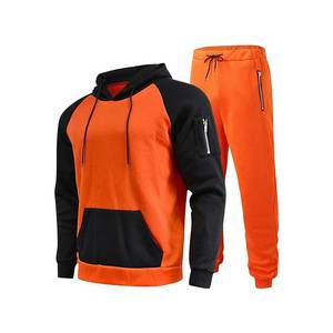 Conjunto Deportivo de Invierno con Capucha y Cordón Ajustable, Personalizable con Logotipo, 100% Poliéster, Diseño 2 en 1, 300g, Antibacterial - Product Image 6