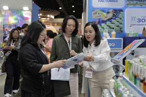 Boisson isotonique à marque privée du Vietnam, boisson énergétique à faible teneur en sucre, boisson sportive en bouteille de 0,33 L, échantillon gratuit, export - Product Image 4