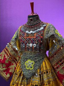 Robe afghane Kuchi à bas prix, robe de bal brodée, col haut, manches longues, rouge et jaune, longueur au sol, robes de mariage afghanes pour femmes - Product Image 3