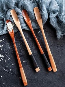 Juego de Cucharas de Madera Hechas a Mano de Primera Calidad con Espátula, Cuchara para Sopa y Servidor de Ensalada para Uso en la Cocina - Product Image 5