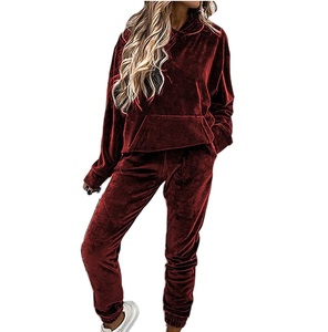 Green Color Velvet Velour Hoodie Activewear Tracksuits Slim Skiny Fit Blank Ladies Tight Breathable Velvet Tracksuits Wholesale - Product Image 2