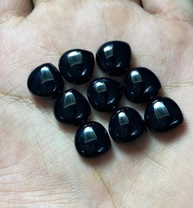 พลอยออนิกซ์สีดำรูปหัวใจขนาด 8 มม. แบบคาโบชอง เรียบเนียน สำหรับทำเครื่องประดับ - Product Image 3