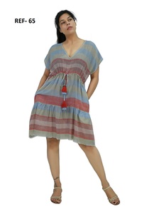 ผู้ผลิตชุดเดรสผ้าฝ้ายย้อมเส้นด้ายแบบมีดี คอวี - Product Image 3