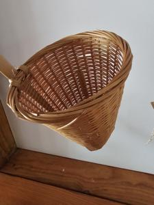 Panier de rangement décoratif en rotin tressé fait main, style vintage, pour plantes d'intérieur et d'extérieur, fournisseur pour la maison et le jardin - Product Image 4