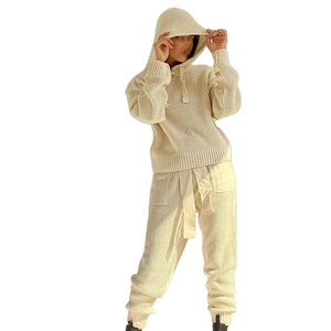 Ensemble de survêtement côtelé en maille pour femme, personnalisé, avec sweat à capuche et pantalon de jogging, fabrication OEM ODM, marque privée, vente en gros - Product Image 1
