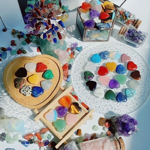 Vendita Calda di Cristalli Naturali a Forma di Cuore 20mm, Ornamenti e Accessori in Pietra Naturale, Cristalli all'Ingrosso - Product Image 2