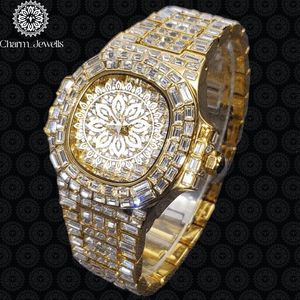 Reloj Charm_Jewells de Lujo para Hombre, en Oro Amarillo con Diamantes, Acero Inoxidable, Esfera Analógica Mecánica de 40 mm, Resistente al Agua 10 Bar - Product Image 1
