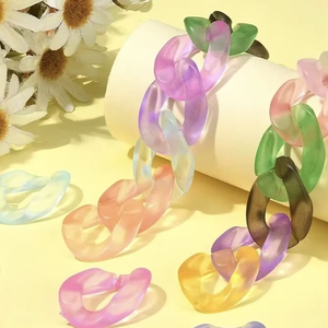 โซ่เชื่อมต่อตกแต่งทำมือจากอีพ็อกซี่เรซิ่น – งานศิลปะตกแต่งภายในบ้านสไตล์โมเดิร์นและของตกแต่งบนโต๊ะสุดหรูขนาดเล็ก - Product Image 3