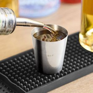 Verre à shot durable en acier inoxydable, conçu pour un usage quotidien à la maison, en cuisine, au restaurant, au bar et pour les services de traiteur. - Product Image 3