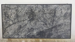 Paneles de Revestimiento de Pared de Piedra de Pizarra Oscura con Brillo Plateado, Acabado Texturizado Natural, Superficie Decorativa para Escaleras y Sala de Estar - Product Image 6