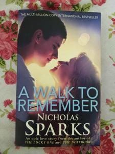 เดินทางเพื่อระลึกถึง โดย นิโคลัส สปาร์คส์ หนังสือปกอ่อนขายดีสำหรับผู้ใหญ่ - Product Image 2