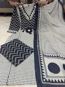Mejora tu guardarropa étnico con este elegante conjunto de kurti de diseñador, elaborado y comprado directamente del proveedor a precio de mayoreo. - Product Image 6