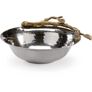 Bol en métal fait main avec bord ondulé organique, forme design pour une décoration moderne et luxueuse de la maison, idéal pour servir des aliments ou offrir en cadeau - Product Image 3