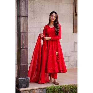 Conjunto de traje de mujer BLOOMING RED XS Georgette de la talla de la Mujer de la talla - Product Image 4