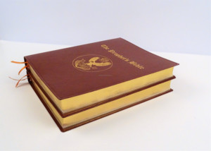 Fully Customized Zipped brown Color High Quality PU Leather Hardcover Holy Bible Printing with OEM logo - Product Image 6