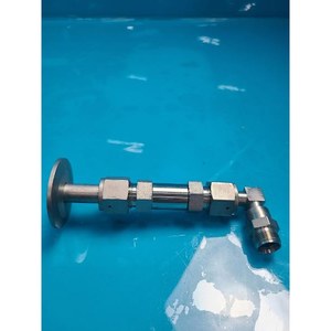 Swagelok SS-8C-VCR-KZ-5 Usado como está, piezas de equipos semiconductores Legacy - Product Image 2
