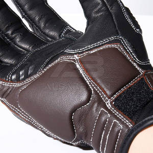 ถุงมือมอเตอร์ไซค์หนังนิ่มแบบเต็มนิ้ว ป้องกันมือได้เต็มที่ ระบายอากาศได้ดี น้ำหนักเบา เหมาะสำหรับการแข่งรถมอเตอร์ไซค์ - Product Image 3