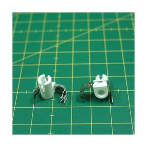 HP13075 ENFIL D'AIGUILLE MÉNAGER PIÈCES DE MACHINE À COUDRE DOMESTIQUE FABRIQUÉ À TAIWAN - Product Image 1