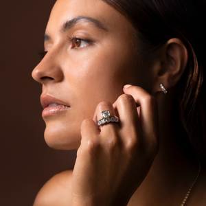 Bague de fiançailles solitaire de luxe en or massif 14 carats avec diamant de laboratoire taille Asscher classique de 1 à 4 carats, certifiée IGI, cadeau unisexe - Product Image 5